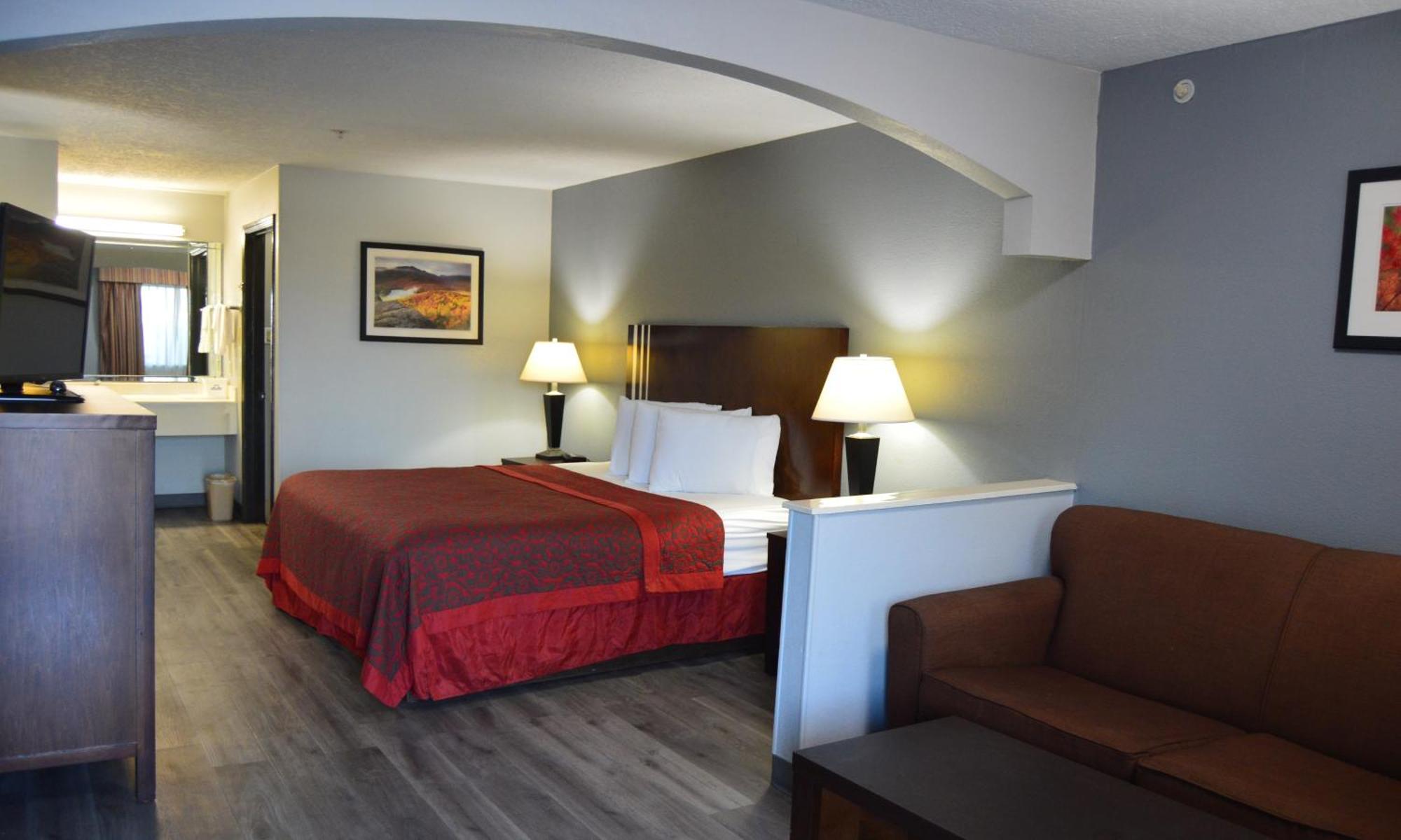 Days Inn & Suites By Wyndham Winnie Exterior photo